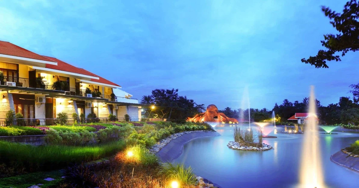 Silent Shores Resort & Spa