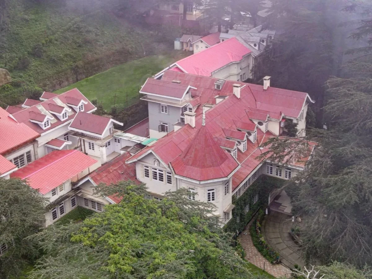 Woodville Palace Hotel