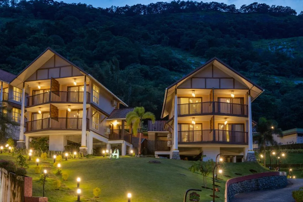 Au Revoir Wellness Resort in Palakkad wedding setup photo