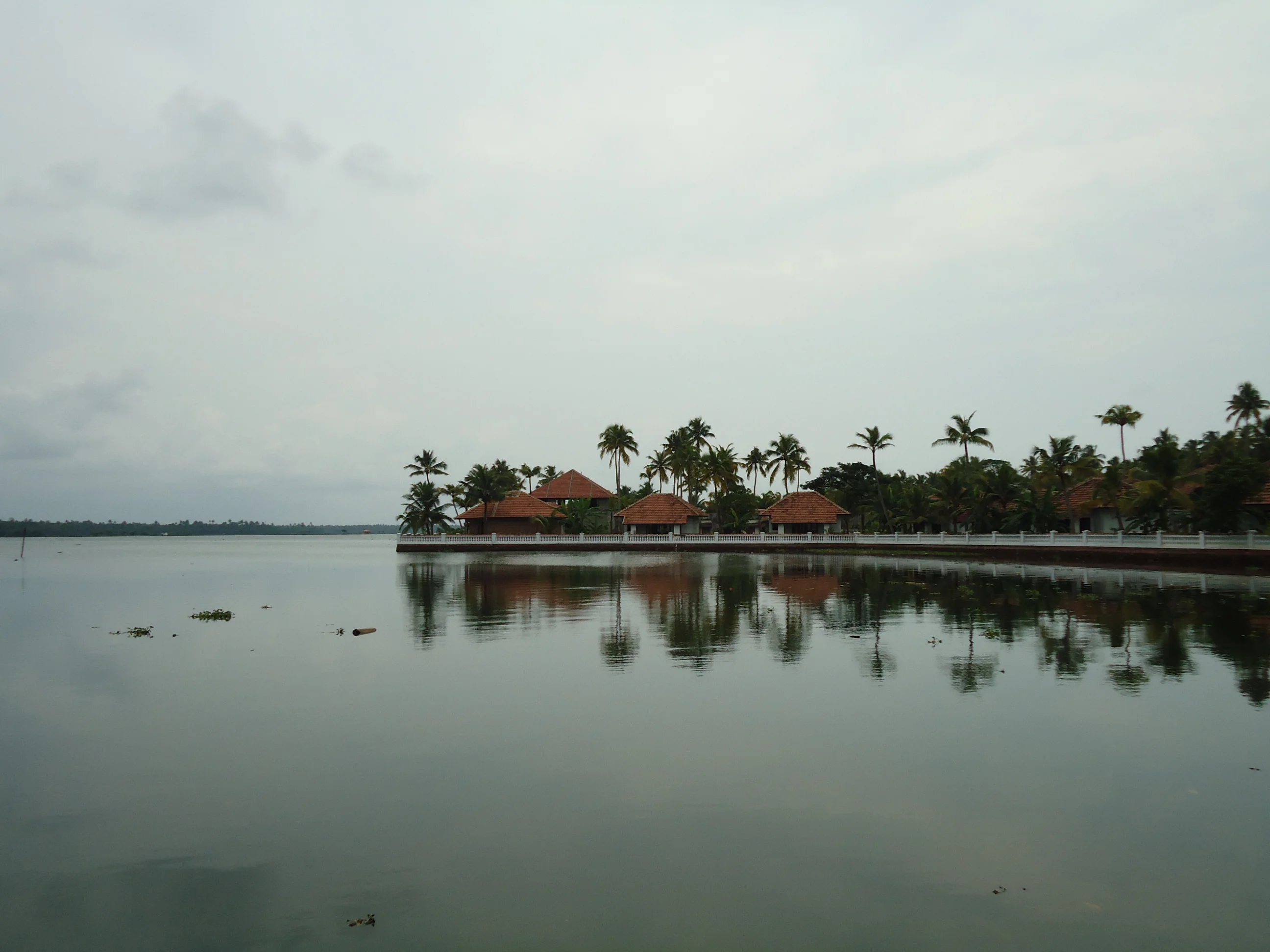 Cherai Beach Resorts