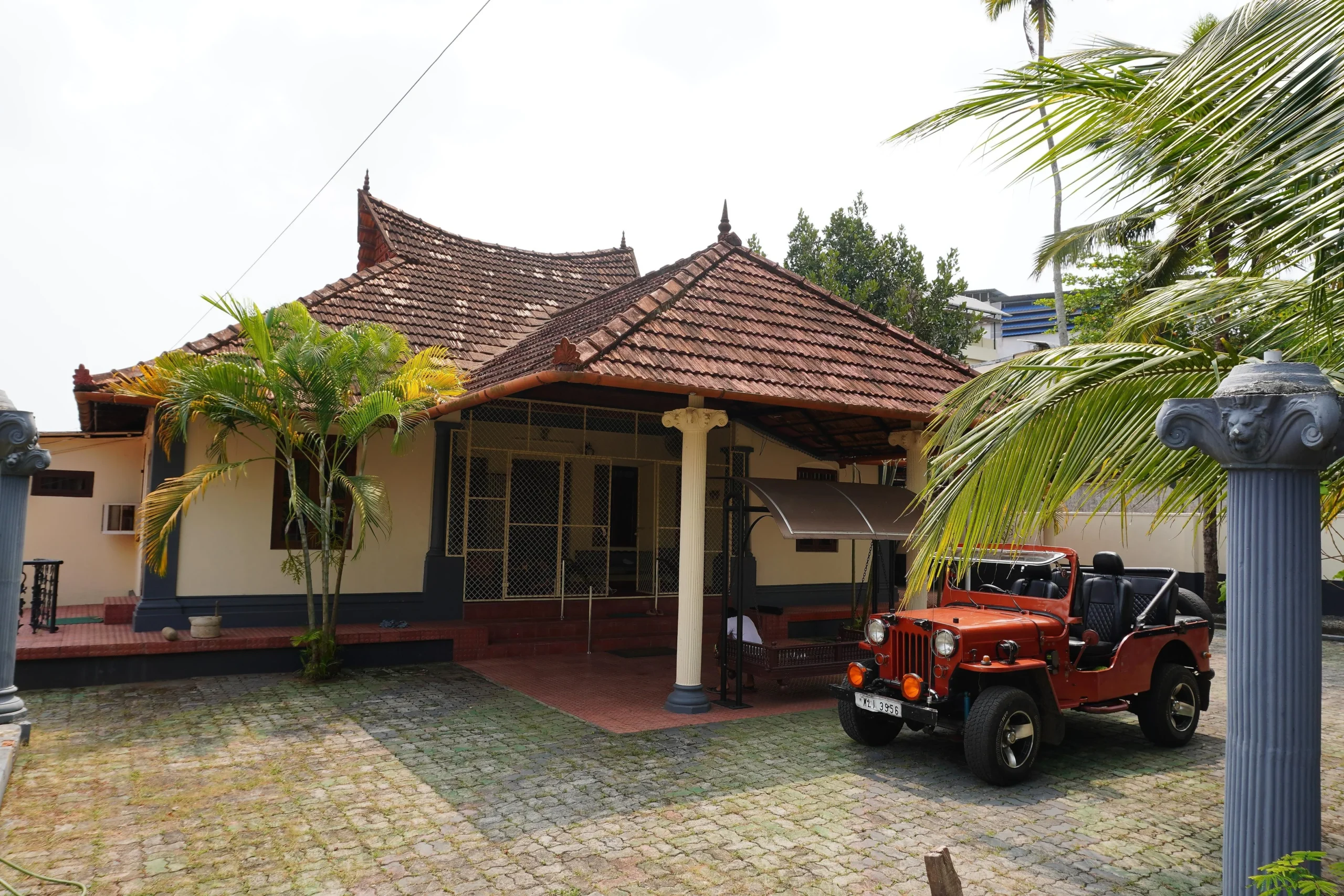 Koottiyaniyil Heritage Home  In Kottayam