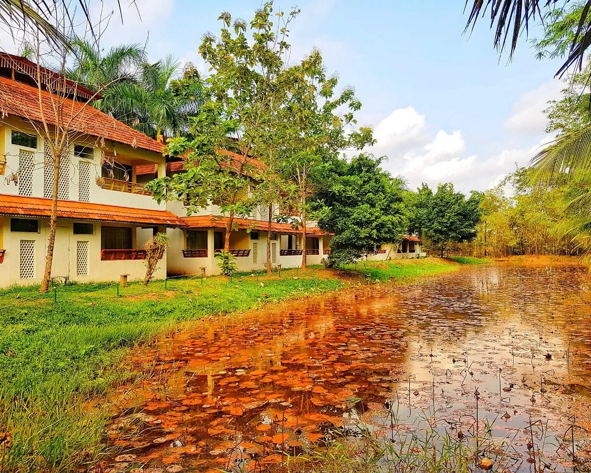 Manor Backwater Resort In Kottayam wedding setup photo