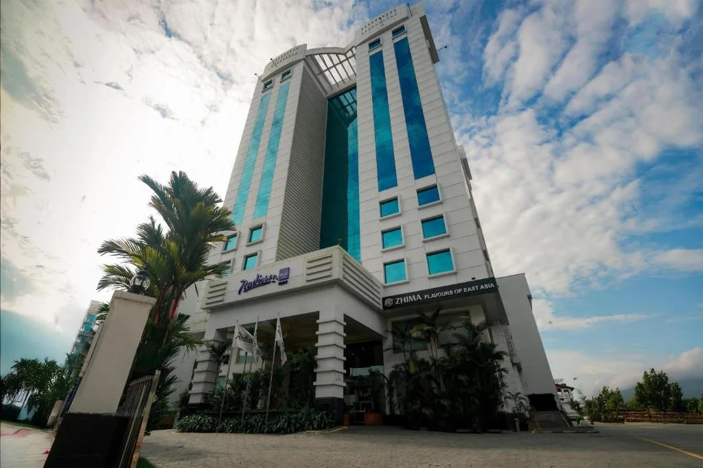 Radisson Blu Hotel In Kochi wedding setup photo