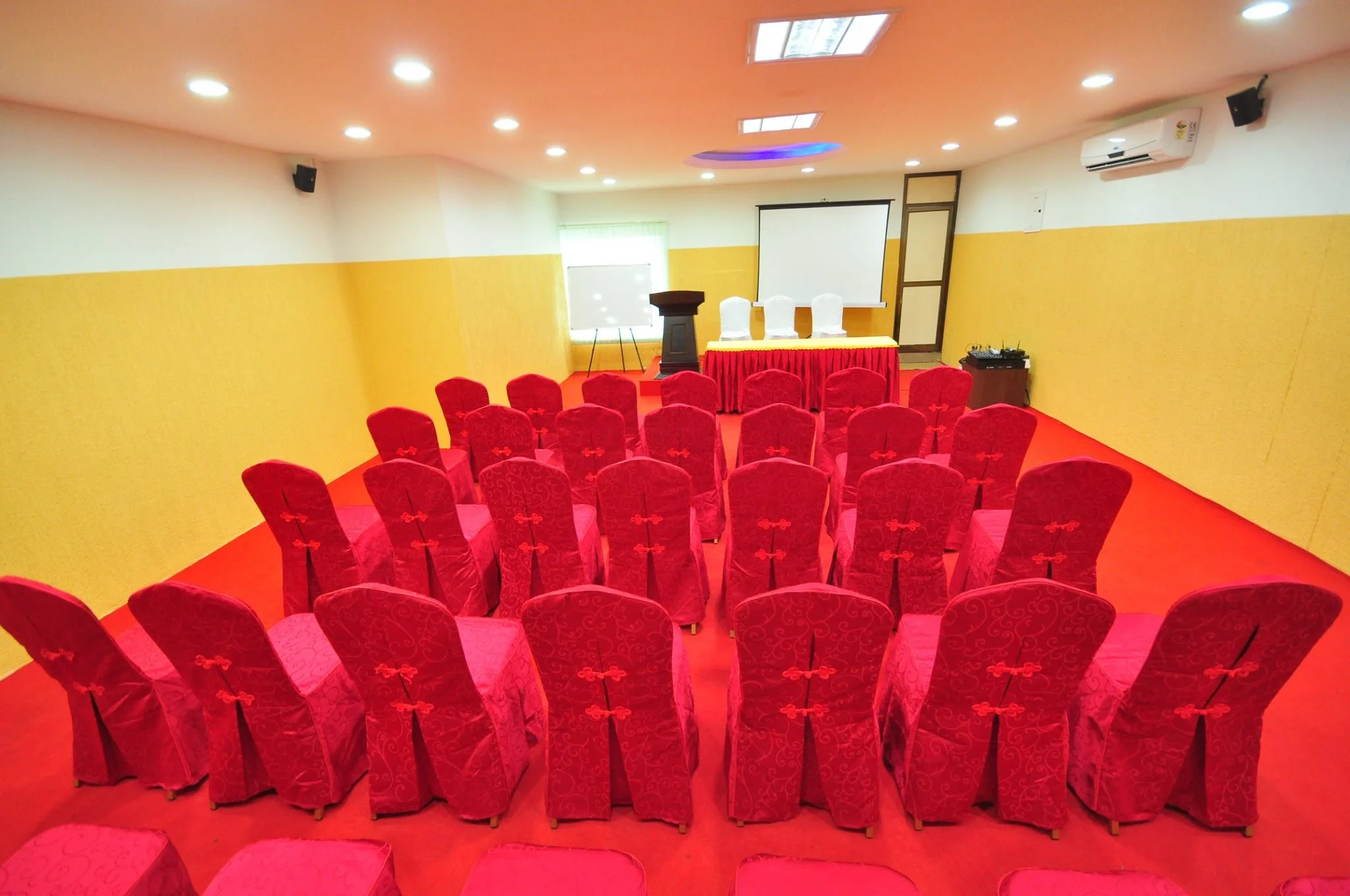 Rose Lounge in Malappuram wedding setup photo
